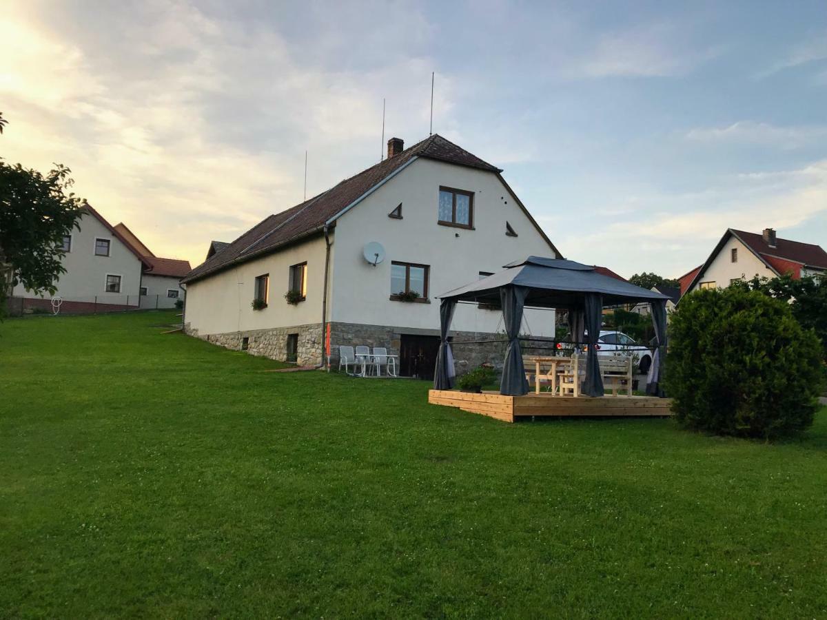 Rozboudovec Holiday home